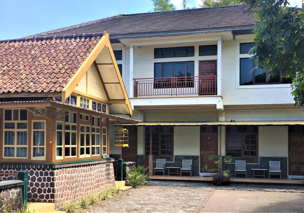 Hotel Wismancala Kaliurang Eksteriør bilde